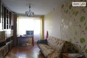 Продается 4-комнатная квартира 84 кв. м в Тернополе