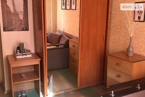 Продается 1-комнатная квартира 18 кв. м в Днепре