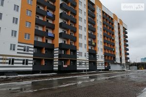 Продается 2-комнатная квартира 70 кв. м в Полтаве