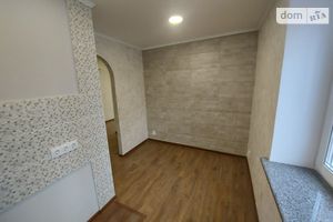 Продается 1-комнатная квартира 35.3 кв. м в Тернополе