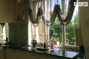 Сдается в аренду 2-комнатная квартира 60 кв. м в Киеве