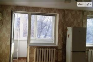 Продается 3-комнатная квартира 60 кв. м в Днепре