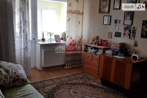 Продается 2-комнатная квартира 44 кв. м в Иванкове
