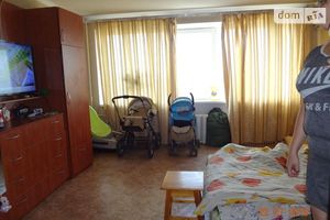 Продается 1-комнатная квартира 20 кв. м в Днепре