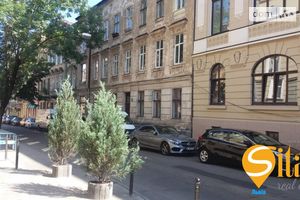 Продається 2-кімнатна квартира 40 кв. м у Львові