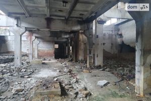 Продається будівля / комплекс 4000 кв. м в 3-поверховій будівлі