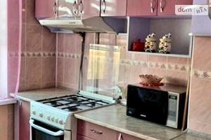 Сдается в аренду 2-комнатная квартира 48 кв. м в Ровно