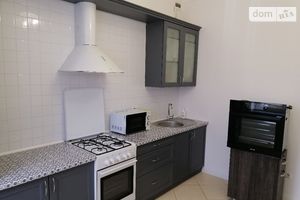 Сдается в аренду 2-комнатная квартира 70 кв. м в Тернополе