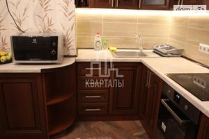 Продается 2-комнатная квартира 63 кв. м в Киеве