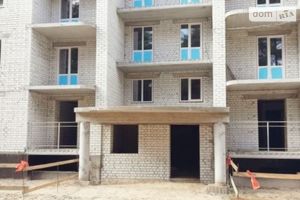 Продается 2-комнатная квартира 70 кв. м в Чернигове