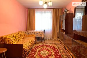 Сдается в аренду 3-комнатная квартира 58 кв. м в Черновцах