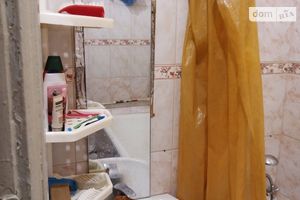 Продається 2-кімнатна квартира 48 кв. м у Дніпрі
