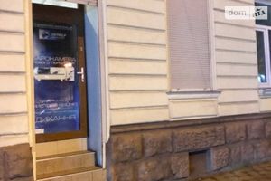 Здається в оренду об'єкт сфери послуг 41 кв. м в 3-поверховій будівлі