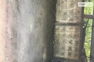 Продається місце на стоянці під легкове авто на 15 кв. м