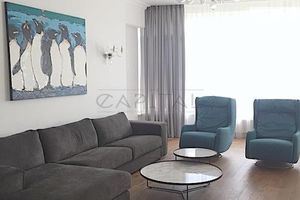 Сдается в аренду 4-комнатная квартира 220 кв. м в Киеве