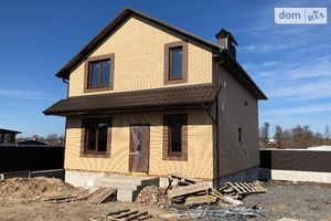 Продается дом на 2 этажа 120 кв. м с балконом