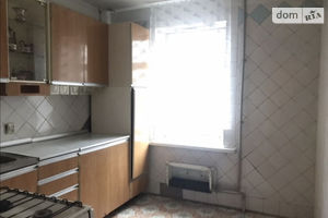 Продается 2-комнатная квартира 48 кв. м в Херсоне
