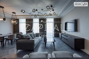 Продается 4-комнатная квартира 180 кв. м в Киеве