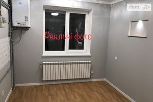 Продается 1-комнатная квартира 35 кв. м в Ивано-Франковске