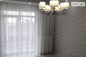 Продается 2-комнатная квартира 67 кв. м в Ивано-Франковске