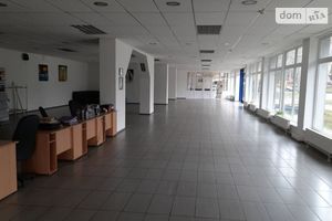 Сдается в аренду торгово-развлекательный комплекс 471 кв. м в 12-этажном здании