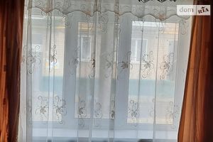 Продається 2-кімнатна квартира 42 кв. м у Мелітополі