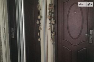 Продається 3-кімнатна квартира 71 кв. м у Немирові