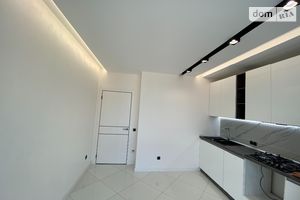 Продается 2-комнатная квартира 72 кв. м в Виннице