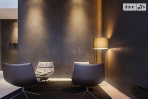 Продается 1-комнатная квартира 42 кв. м в Киеве