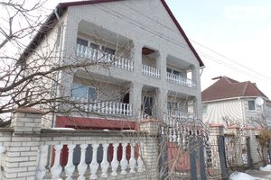 Продається будинок 2 поверховий 360 кв. м з мансардою