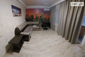Продается 2-комнатная квартира 49 кв. м в Запорожье