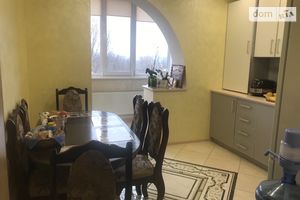 Продається 2-кімнатна квартира 70 кв. м у Вінниці