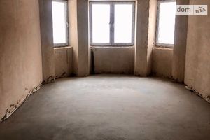 Продается 3-комнатная квартира 93 кв. м в Ровно