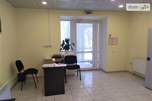 Сдается в аренду офис 72 кв. м в нежилом помещении в жилом доме