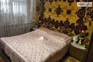 Продається 3-кімнатна квартира 64 кв. м у Одесі
