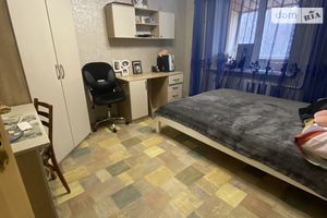 Продается 2-комнатная квартира 67 кв. м в Николаеве