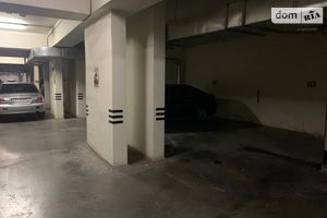 Продается подземный паркинг под легковое авто на 25 кв. м