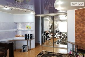 Продається 3-кімнатна квартира 99 кв. м у Хмельницькому
