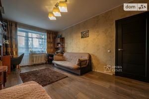 Продается 1-комнатная квартира 31 кв. м в Чернигове