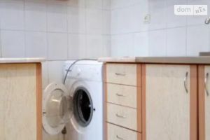 Сдается в аренду 3-комнатная квартира 70 кв. м в Харькове