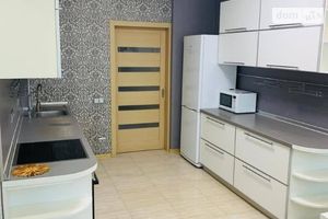 Сдается в аренду 3-комнатная квартира 86 кв. м в Киеве
