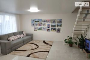 Продается 2-комнатная квартира 83 кв. м в Киево-Святошинске