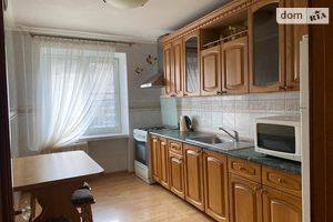 Сдается в аренду 3-комнатная квартира 70 кв. м в Киеве