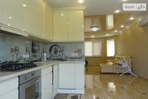 Продается дом на 2 этажа 115 кв. м с верандой