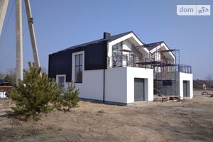 Продається будинок 2 поверховий 145 кв. м з балконом