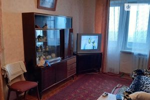 Продается 3-комнатная квартира 65 кв. м в Днепре