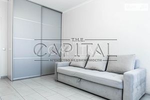 Сдается в аренду 3-комнатная квартира 106 кв. м в Киеве