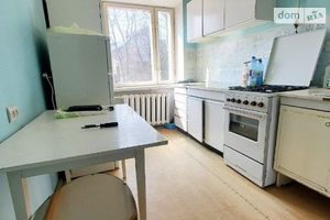 Сдается в аренду 2-комнатная квартира 55 кв. м в Черновцах