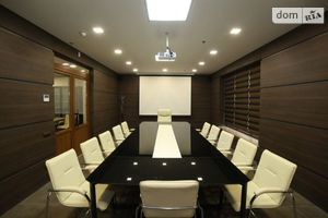 Продается офис 248 кв. м в бизнес-центре