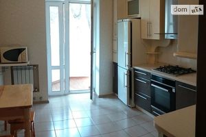 Здається в оренду 2-кімнатна квартира 71 кв. м у Полтаві